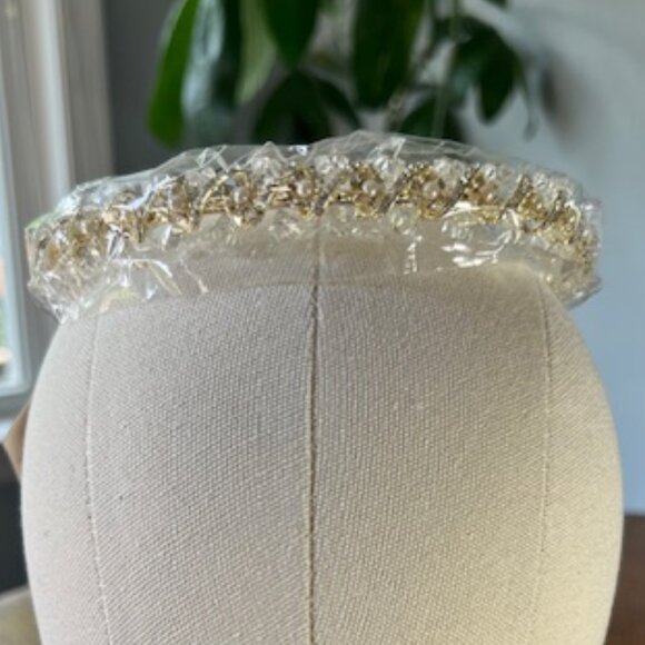 NWT Symphony Bridal Headpiece Round Gold with Rhinestone/Pearl main image 4